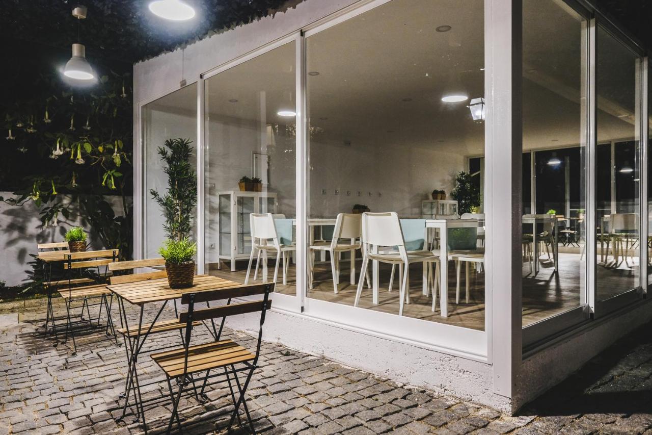 4U Lisbon VI Guesthouse Airport Екстериор снимка