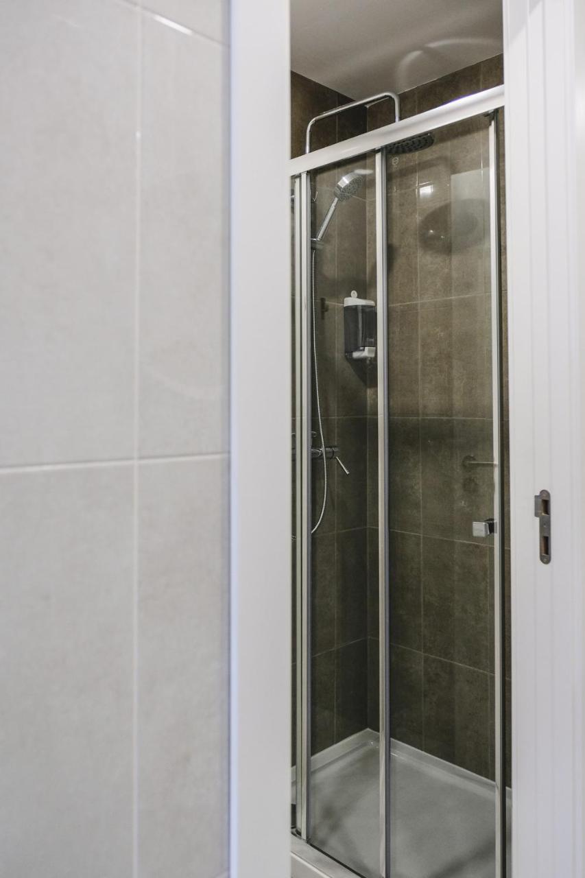 4U Lisbon VI Guesthouse Airport Екстериор снимка