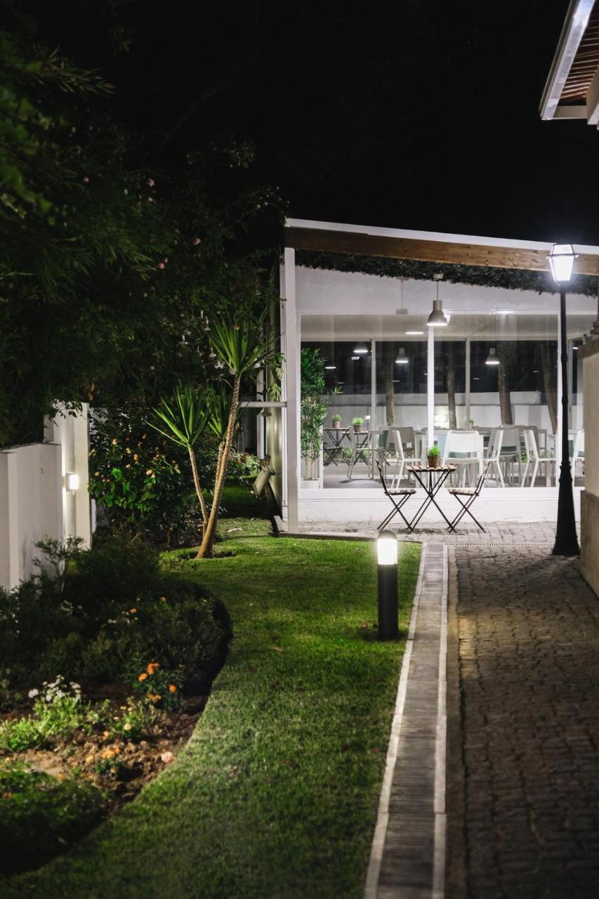 4U Lisbon VI Guesthouse Airport Екстериор снимка